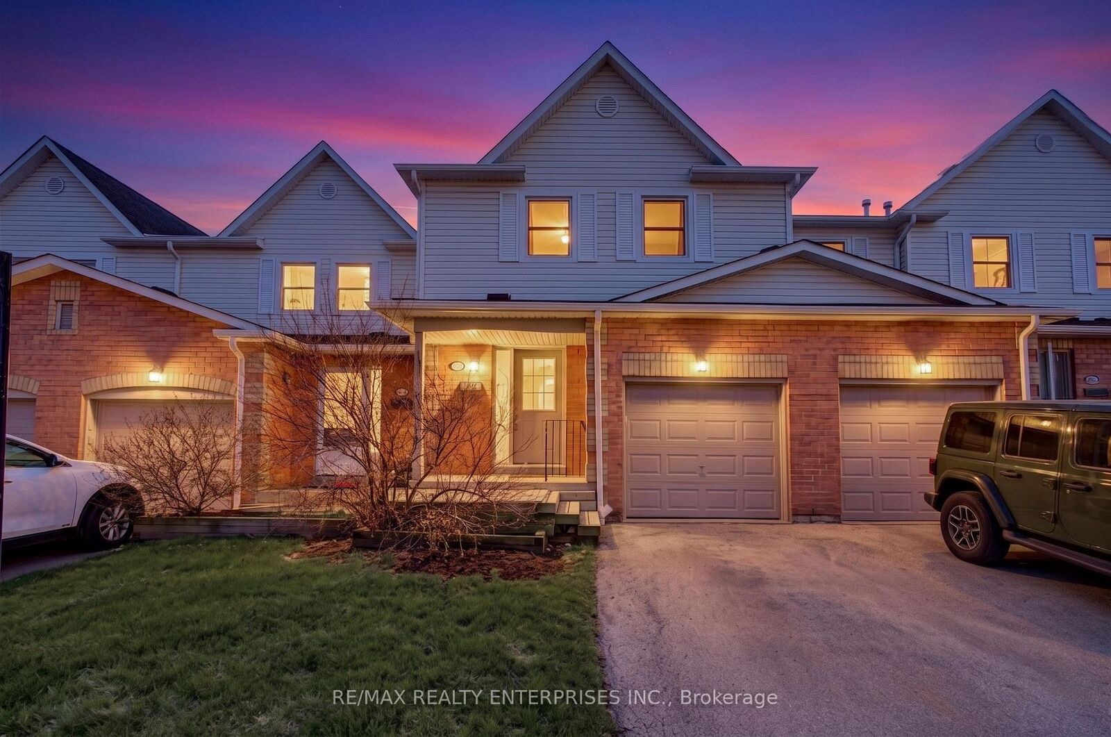 Property Photo: 2355 Fifth Line W 63 ON L5K 2M8
