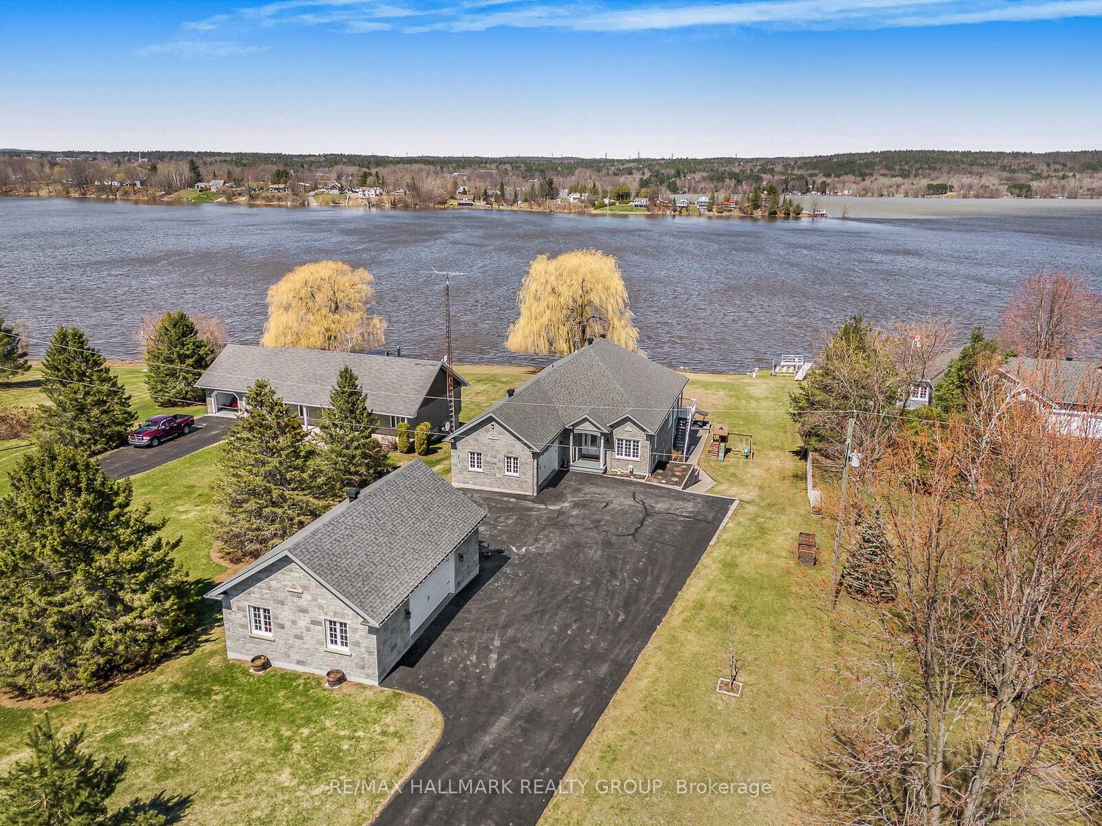 Property Photo: 261 Concession 1 Road ON K0B 1L0