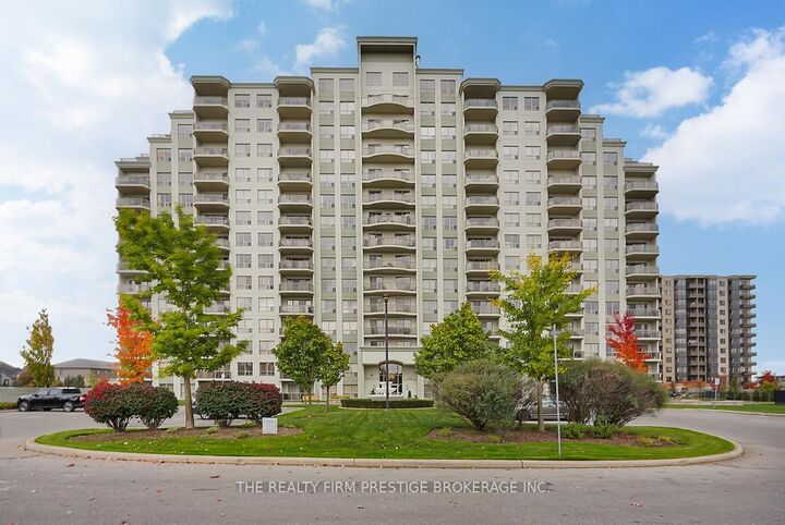 1030 Coronation Drive 207 — photo 1