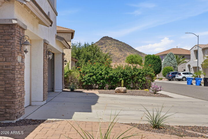 Property Photo:  5139 W Sweet Iron Pass  AZ 85083 