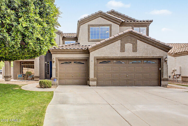 Property Photo:  1095 W Mulberry Drive  AZ 85286 