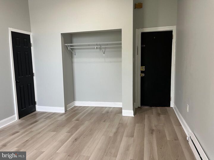 Property Photo:  2224 S Broad Street 3rd Fl Front  PA 19145 