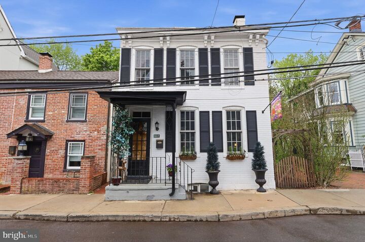 Property Photo:  30 Swan Street  NJ 08530 