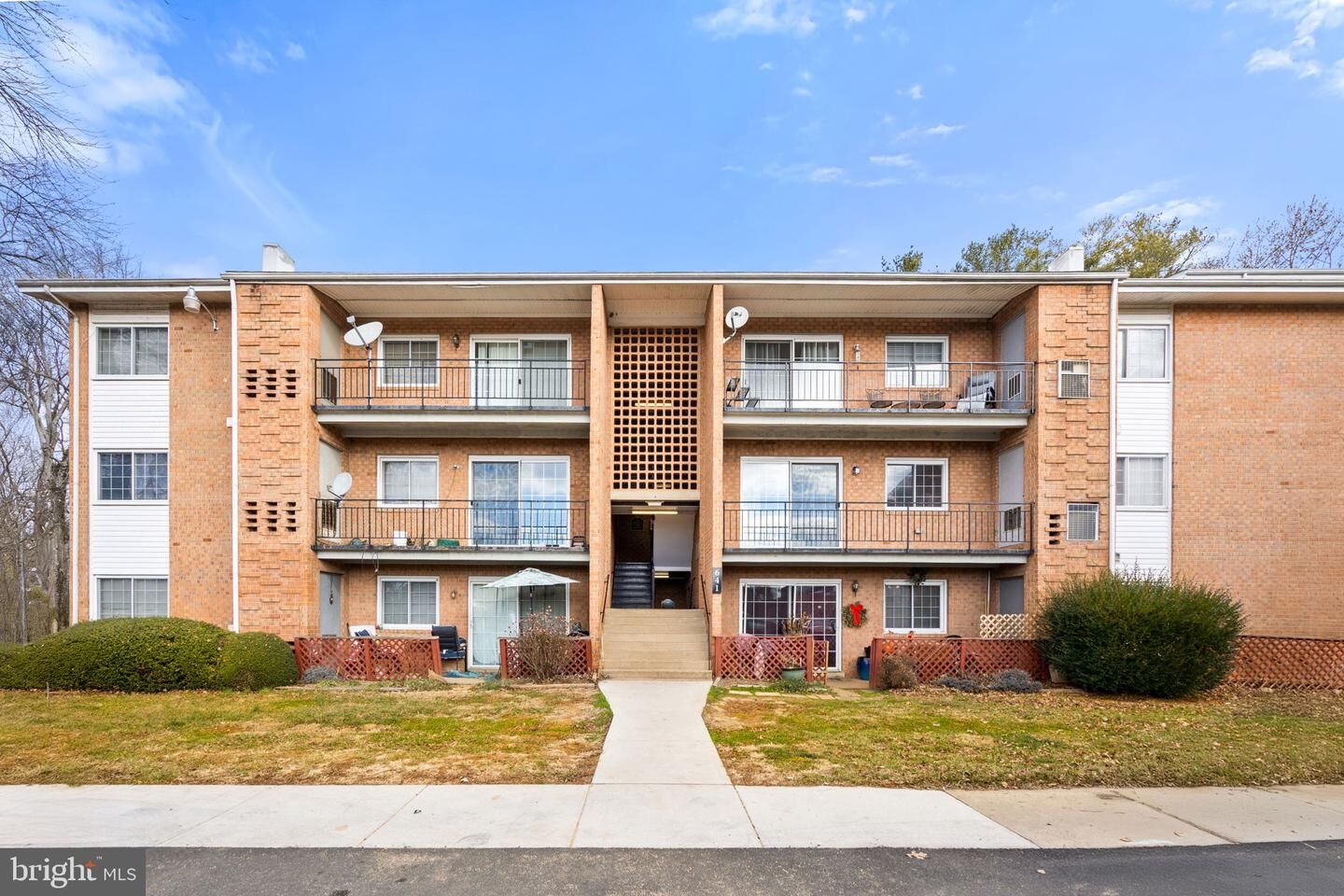 Property Photo:  641 Waterloo Road  VA 20186 