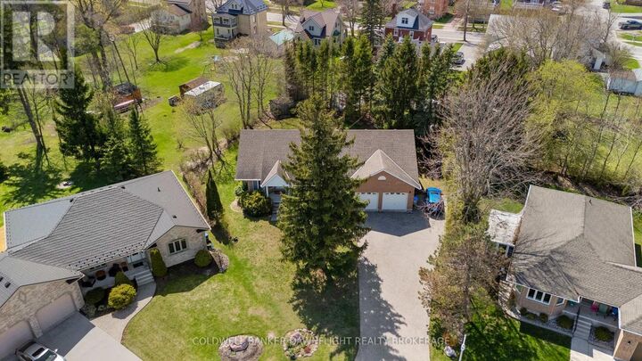 Property Photo:  6 Durand Court  ON N0M 2T0 