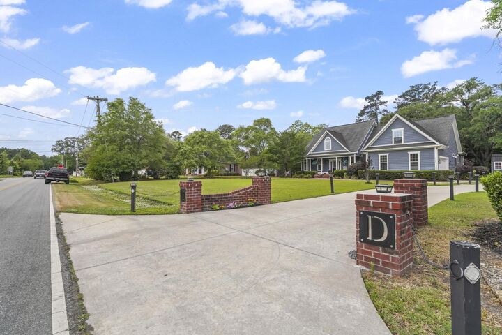 Property Photo: 2589 Long Avenue Ext. SC 29526