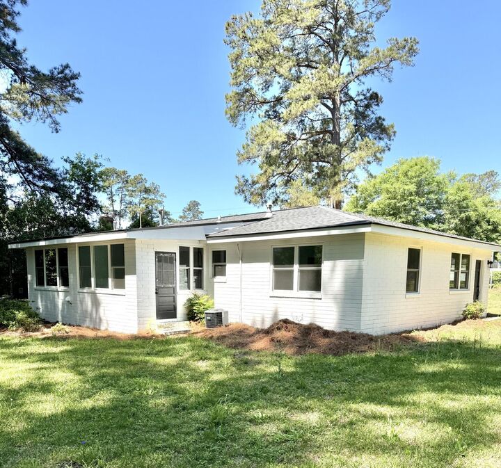 Property Photo:  944 Park  SC 29115 