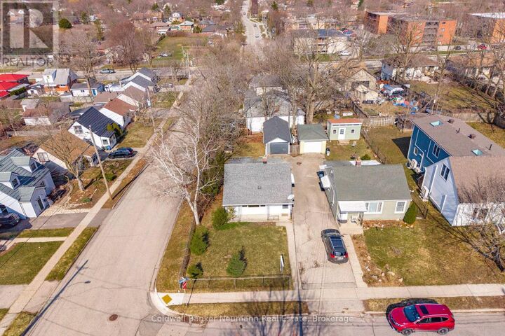 Photo de la propriété:  31 Dunkirk Avenue  ON N1E 4N7 