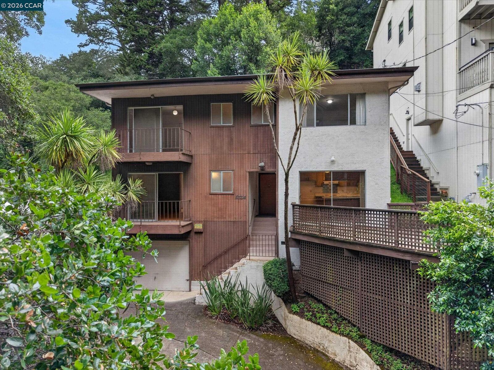 Property Photo:  6334 Doran Dr  CA 94611 