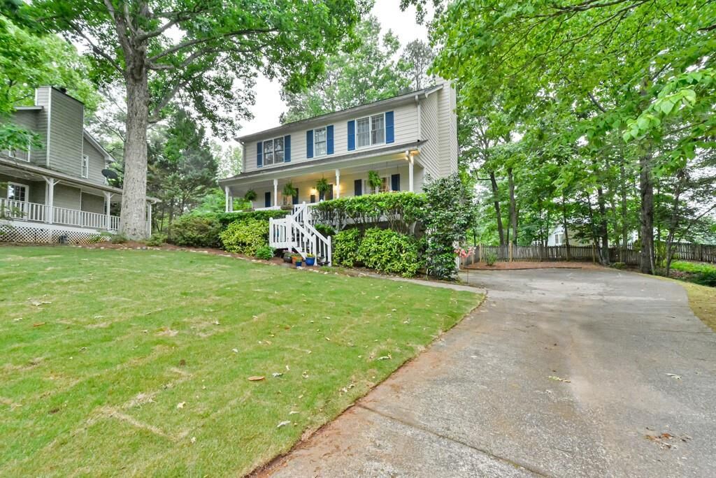 Property Photo:  5010 Shallow Ridge Road NE  GA 30144 