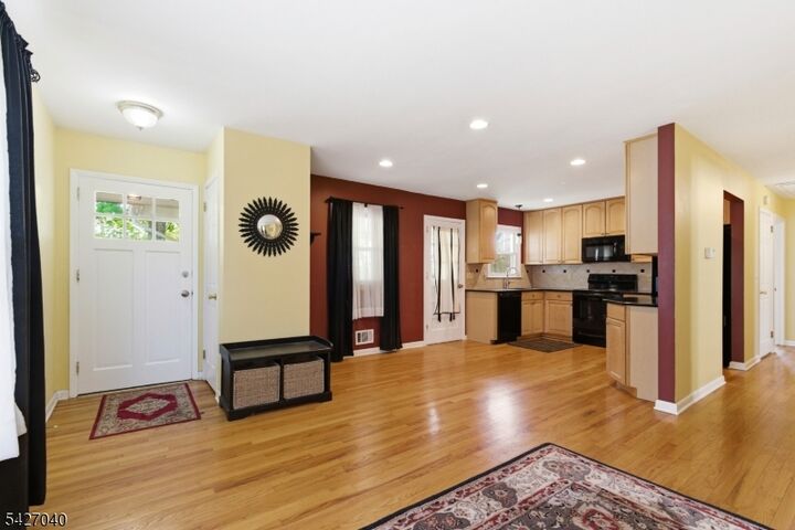 Property Photo:  42 Erie Ave  NJ 07866 