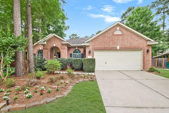 Property Photo:  3 S Misty Canyon Place  TX 77385 