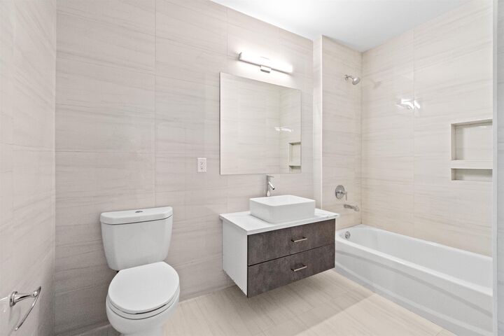 Property Photo:  412 Whiton St 507  NJ 07304 