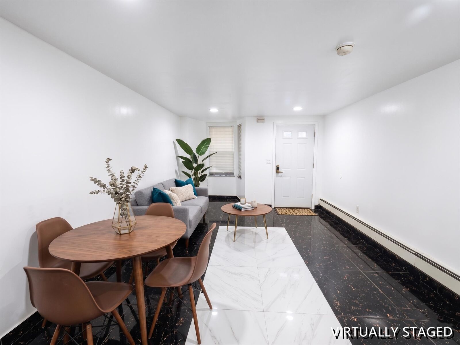 Property Photo:  22 Jones St 1  NJ 07306-3103 