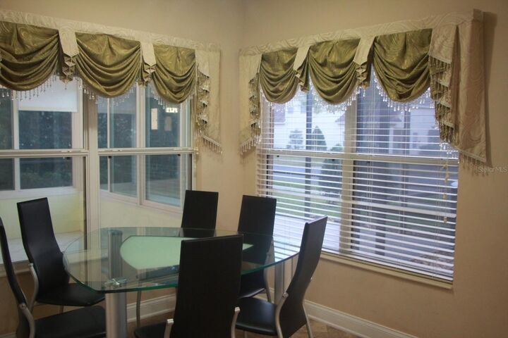 Property Photo:  6935 Brescia Way  FL 32819 