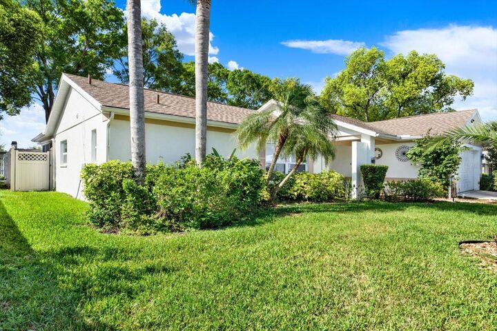 Property Photo:  9806 Didrikson Drive  FL 34655 
