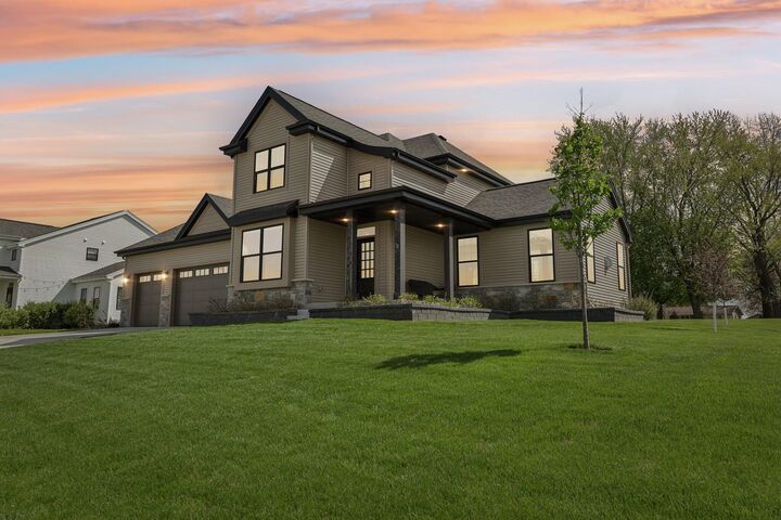 Property Photo:  6668 Royal View Dr  WI 53532 