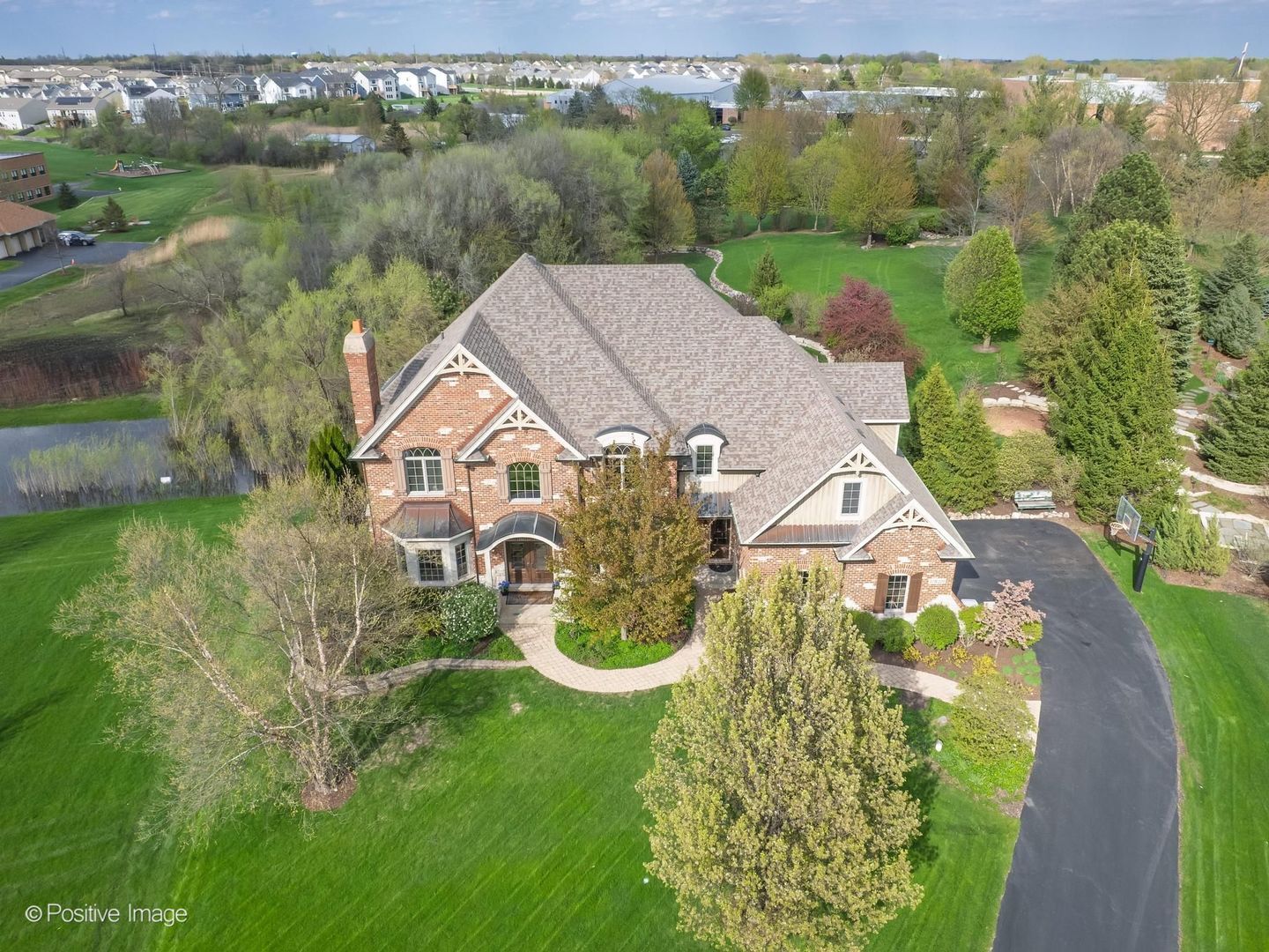 Property Photo:  37W220 Mission Hills Drive  IL 60175 