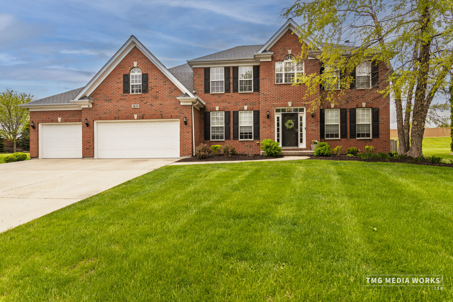 Property Photo:  5624 Bergamot Court  IL 60564 