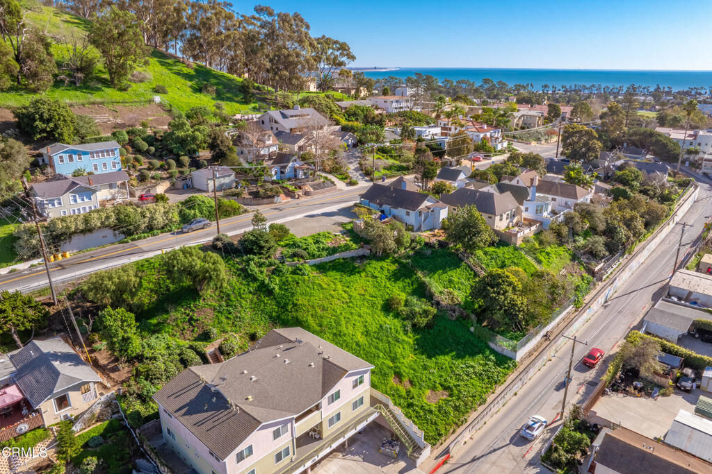 Property Photo:  257 Cedar Street  CA 93001 