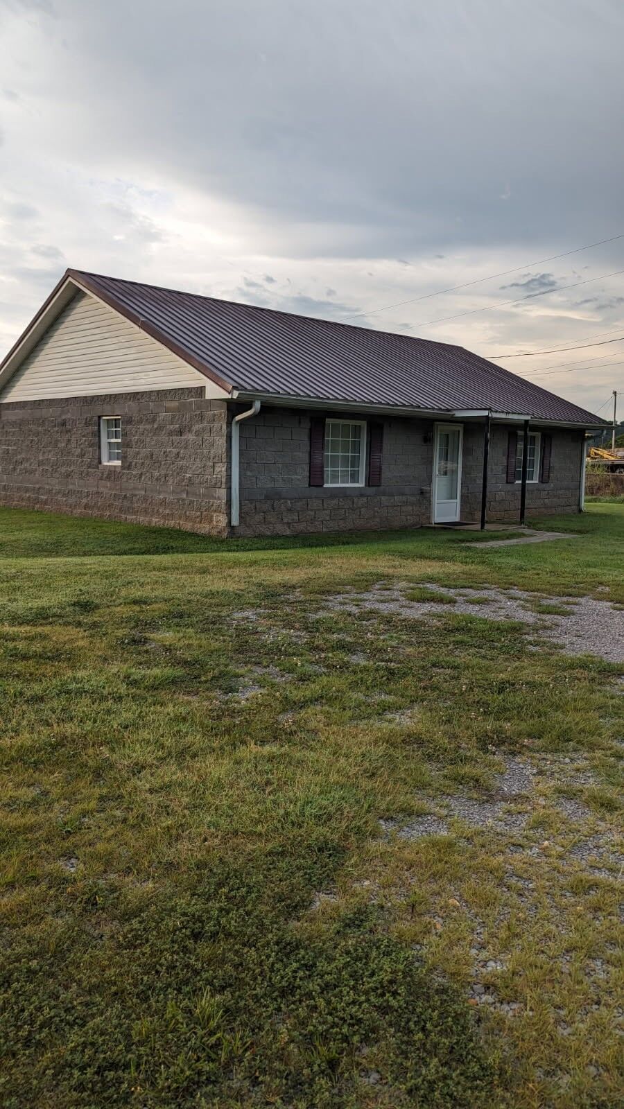 Property Photo:  1102 Highway 79  TN 37058 