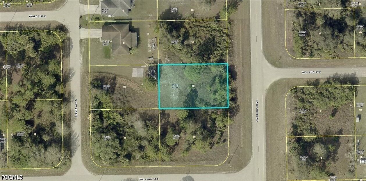 Property Photo:  540 Columbus Boulevard S  FL 33974 