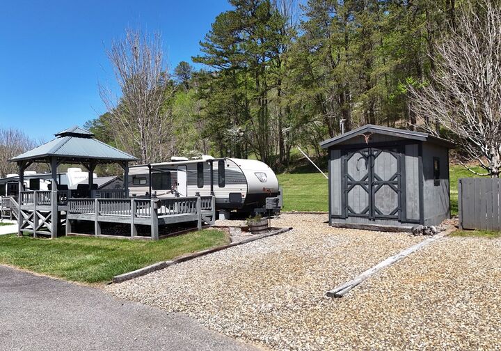 Property Photo:  98 Heavenly Drive  GA 30512 