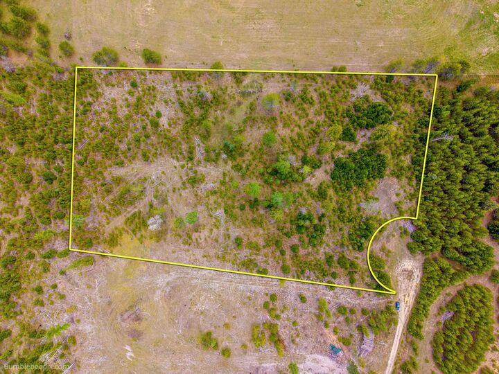 Property Photo:  Nkn Evergreen Rd  WA 99139 