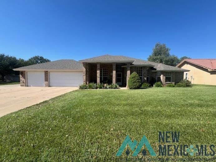 Property Photo:  2304 Fairway Terrace  NM 88101 