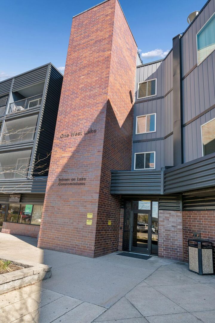 Property Photo:  1 W Lake Street 420  MN 55408 