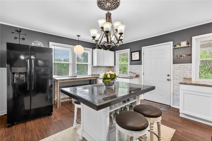 Property Photo:  614 Dawson Circle  AR 72936 