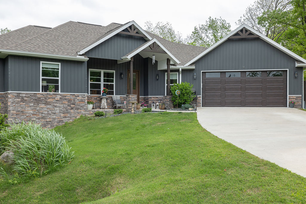 Property Photo:  14 Kilbernie Lane  AR 72715 