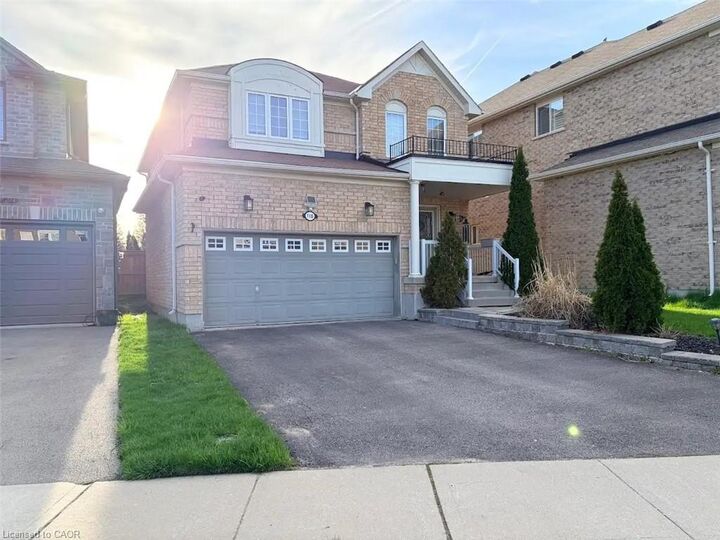 Property Photo: 118 Thomas Avenue ON N3S 7V4