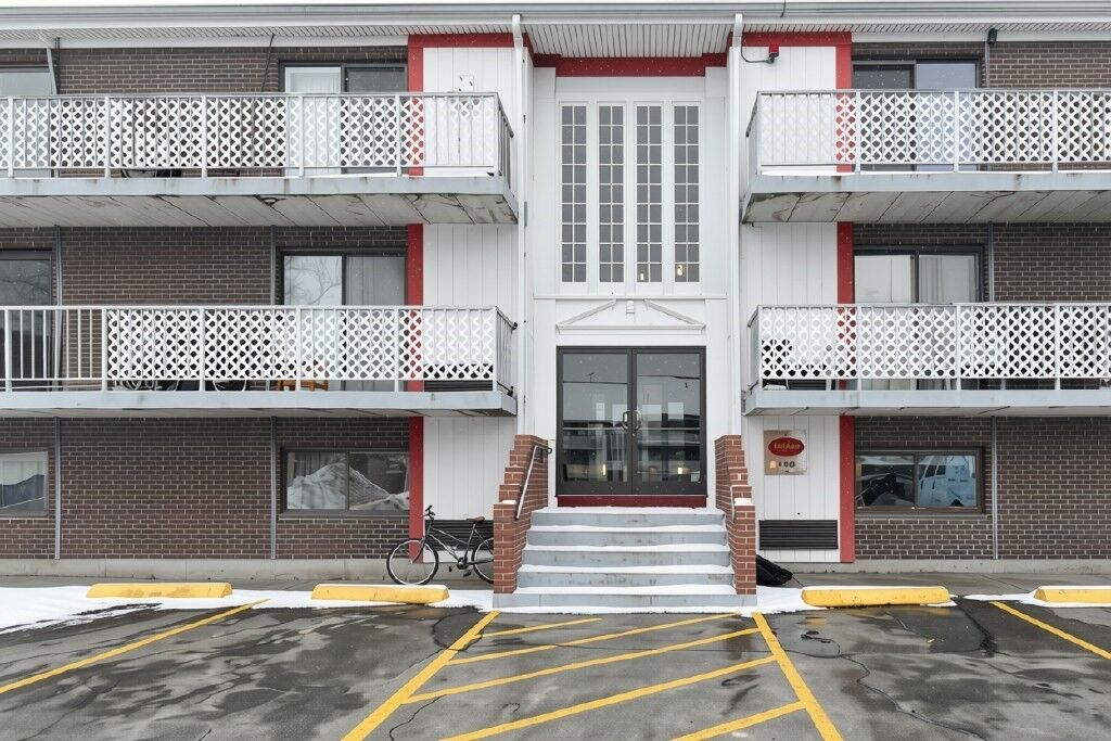 Property Photo: 126 Beaver Street 44 MA 01702