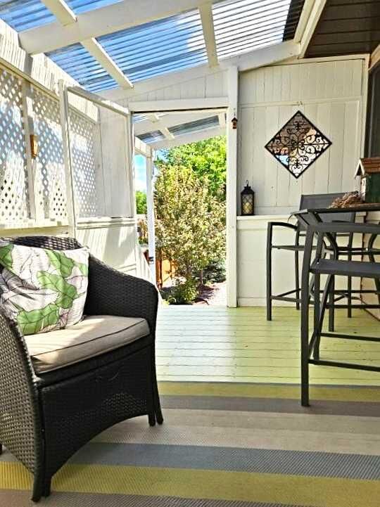 Property Photo:  1004 13 Street SE  AB T1V 1L4 