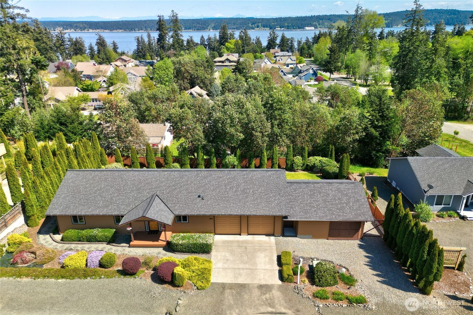 Property Photo:  162 N Andrew Avenue  WA 98368 