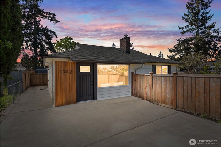 Property Photo:  1324  116th Street  WA 98444 