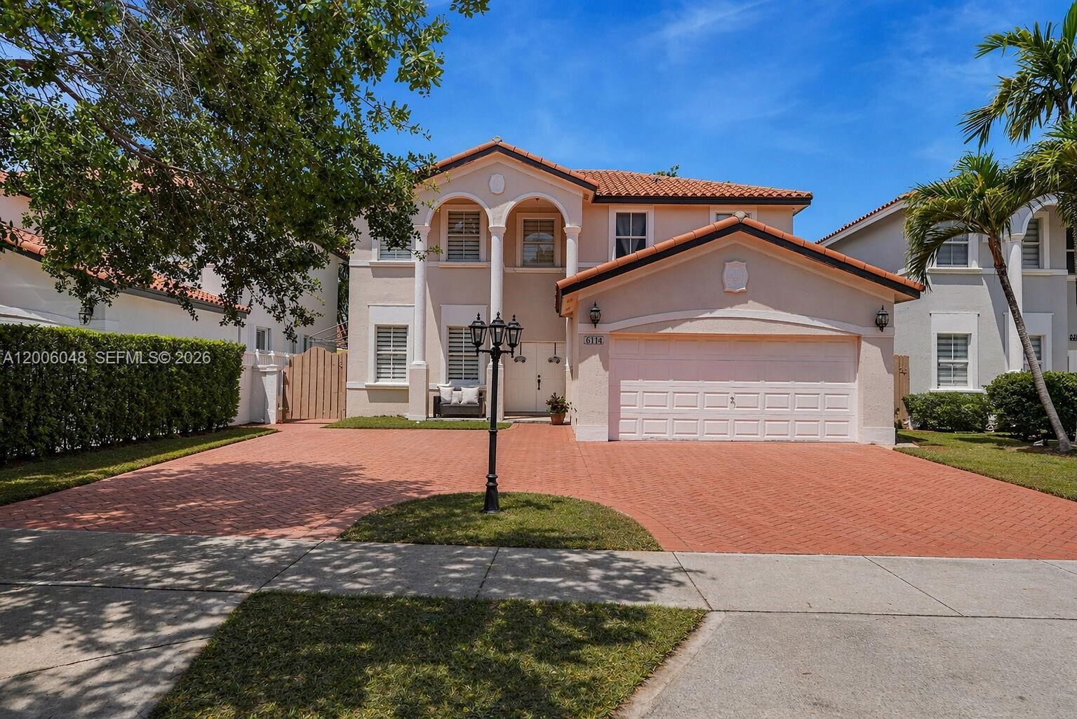Property Photo: 6114 SW 158th Pass FL 33193
