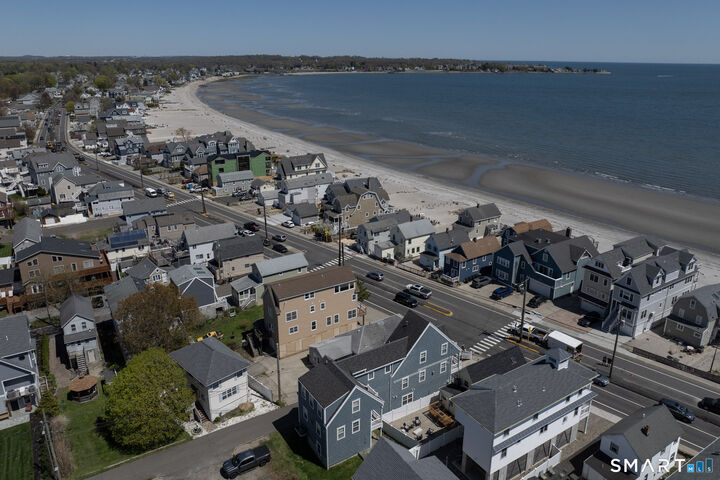 Property Photo:  784 East Broadway  CT 06460 