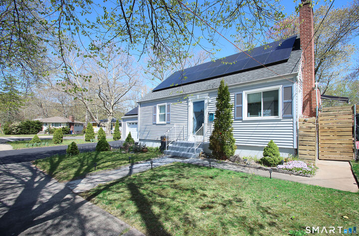 Property Photo:  37 Frederick Street  CT 06515 