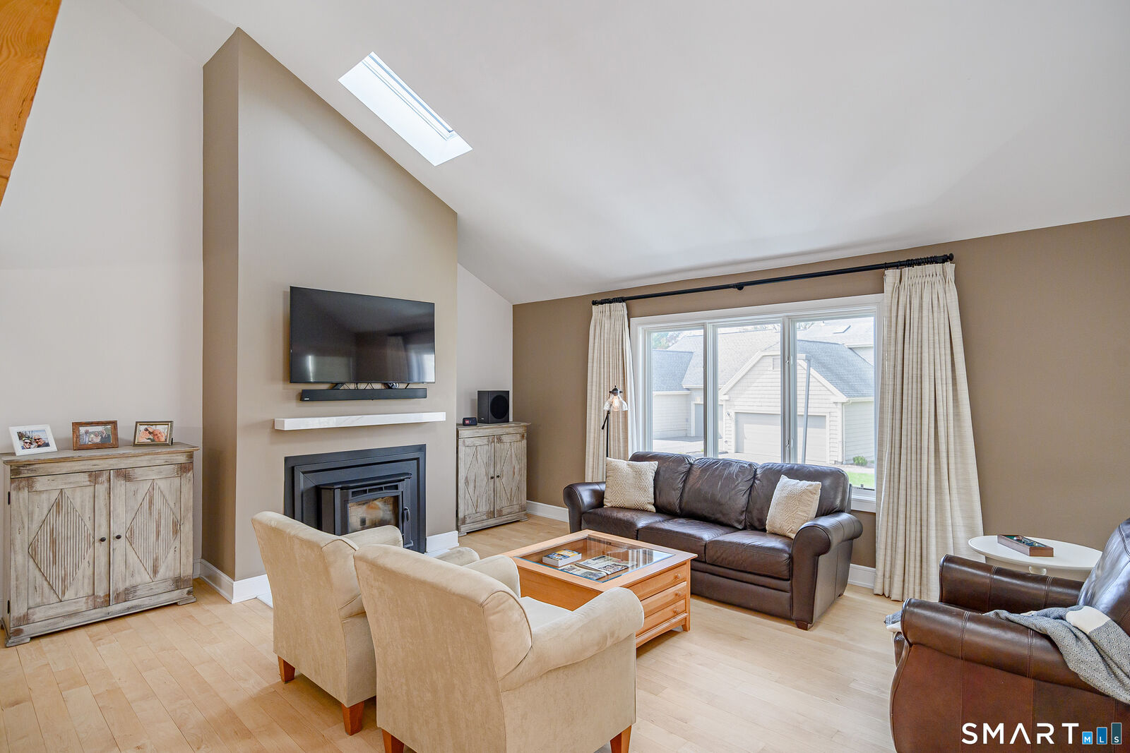 Property Photo:  12 Boulevard Drive 22-132  CT 06810 