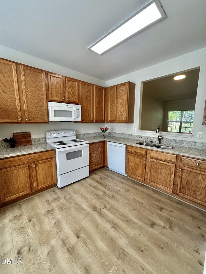 Property Photo:  5014 Rainmaker Drive  NC 27704 