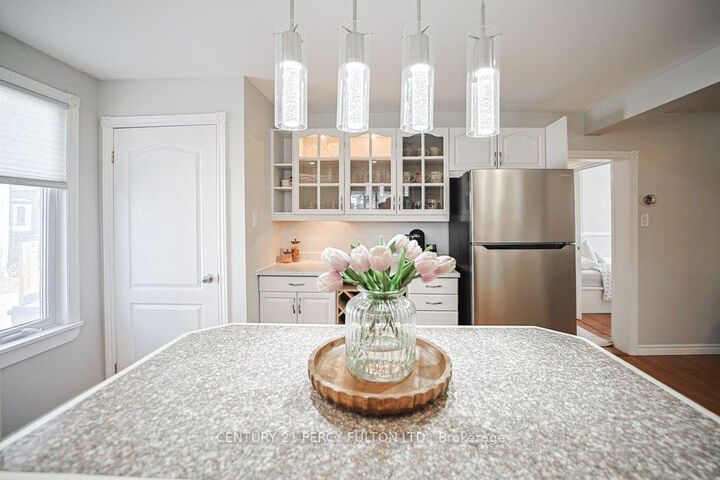 Property Photo:  3 Mill Street S  ON L6Y 1S4 