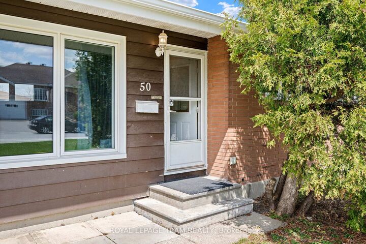 Property Photo: 50 Hilliard Avenue ON K2E 6C1