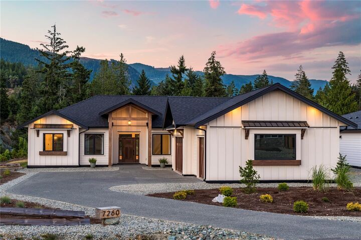 Property Photo:  7260 Lakefront Dr  BC V0R 3E1 