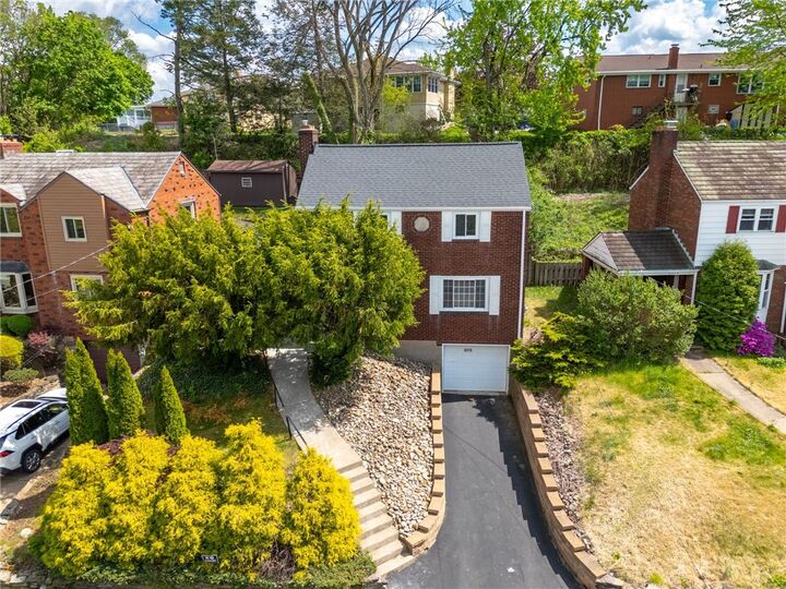 Property Photo:  2375 Whited St  PA 15226 