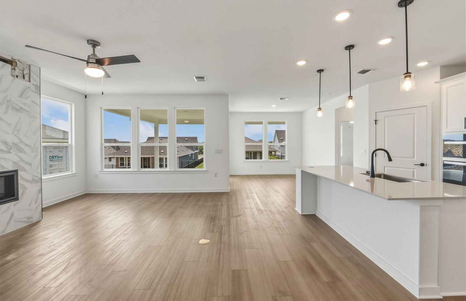 Property Photo: 106 Pelham Street TX 78633