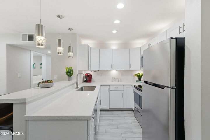 Property Photo:  8055 E Thomas Road H102  AZ 85251 