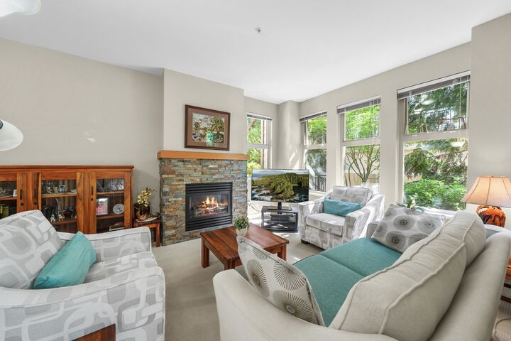 Property Photo: 188 W 29 Street 208 BC V7N 0A2