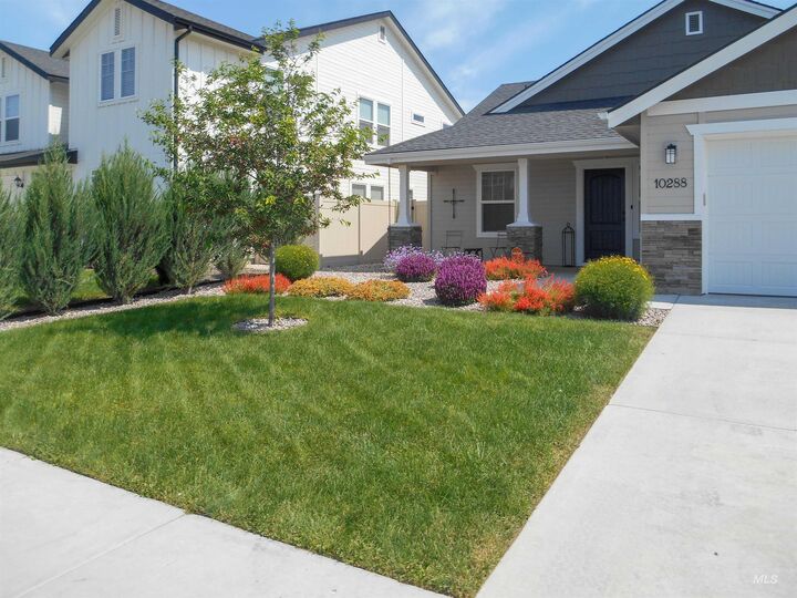 Property Photo:  10288 Longtail Dr.  ID 83687 